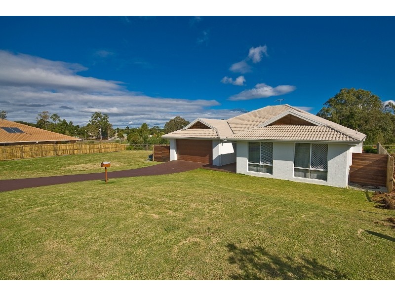 7 Rail Close, Dayboro QLD 4521