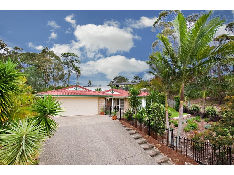 9 Coolamon Court, Eatons Hill QLD 4037