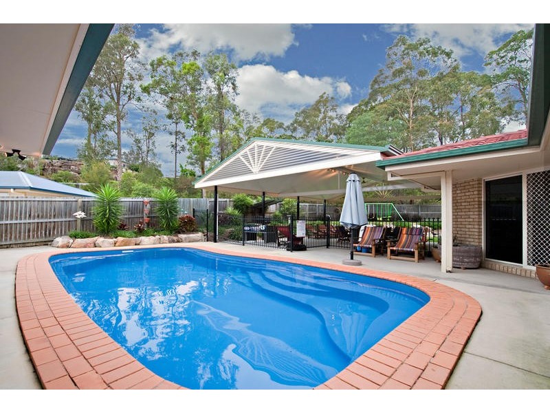 9 Coolamon Court, Eatons Hill QLD 4037