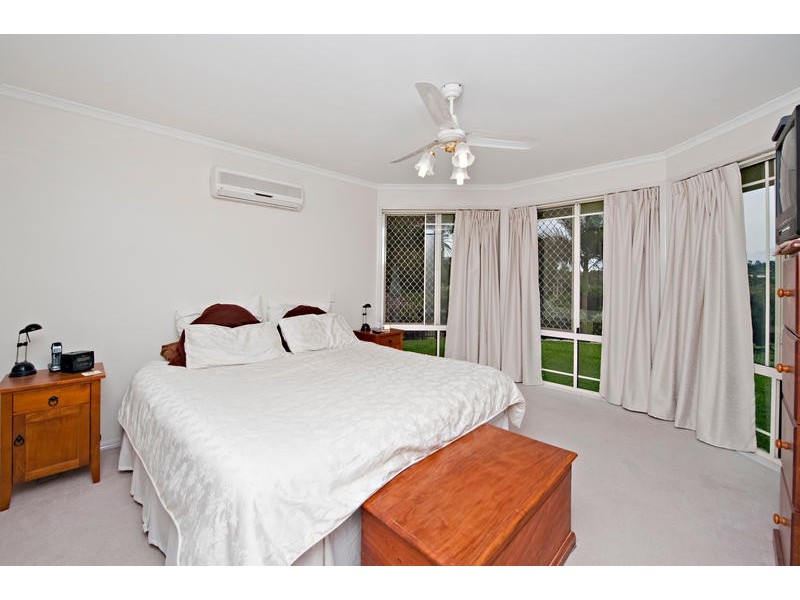 9 Coolamon Court, Eatons Hill QLD 4037