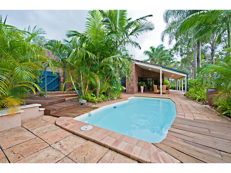 2 Turball Court, Clear Mountain QLD 4500
