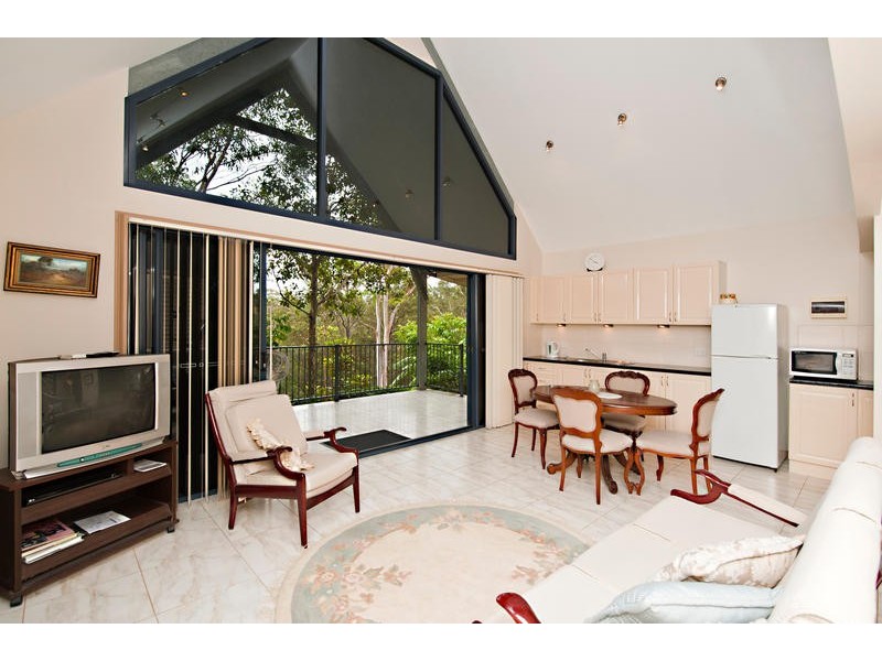 2 Turball Court, Clear Mountain QLD 4500