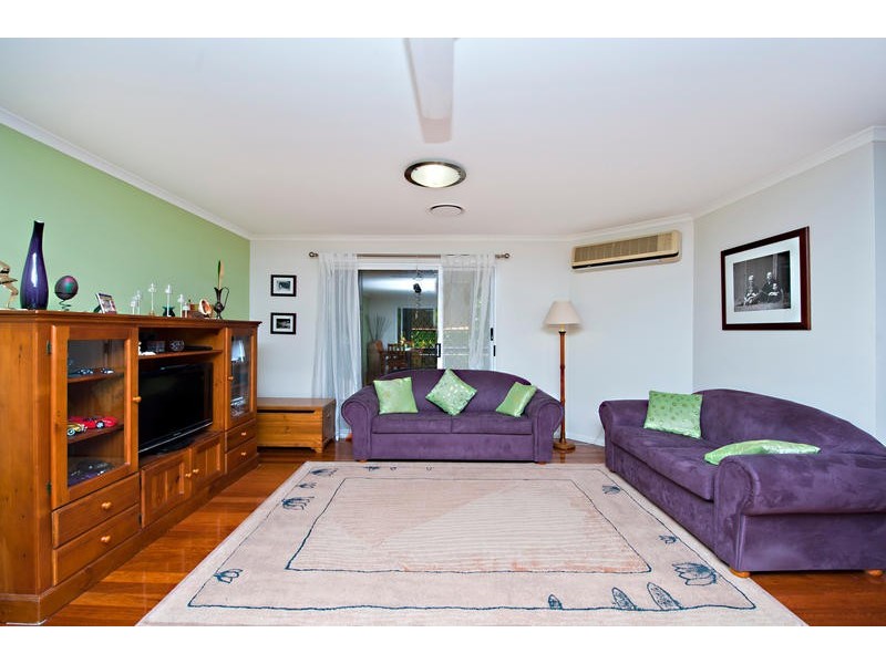 10 Whimbrel Street, Warner QLD 4500