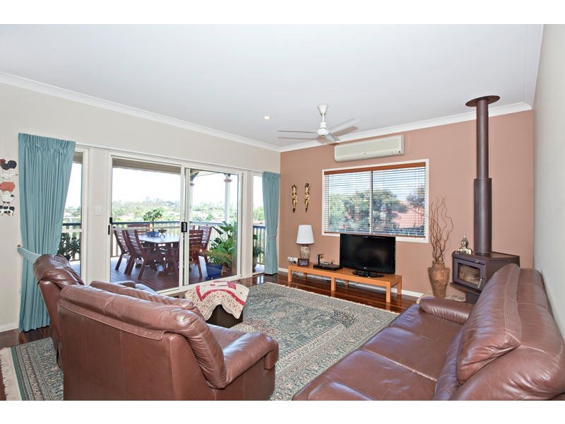 7 Sonora Court, Eatons Hill QLD 4037