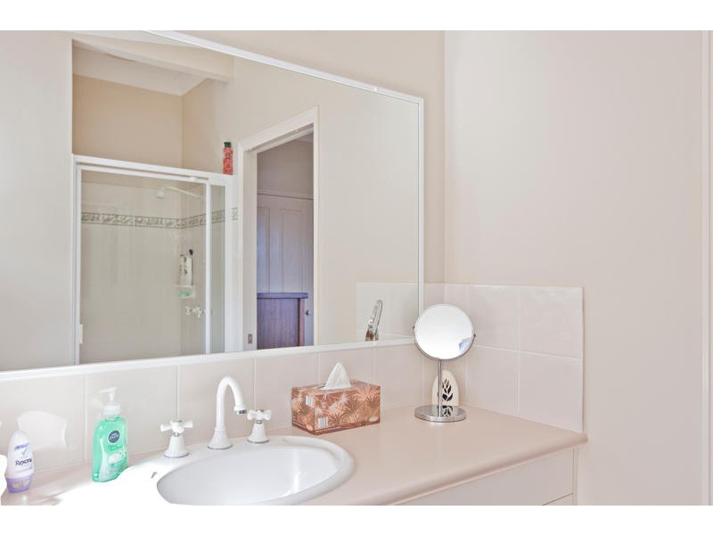 7 Sonora Court, Eatons Hill QLD 4037