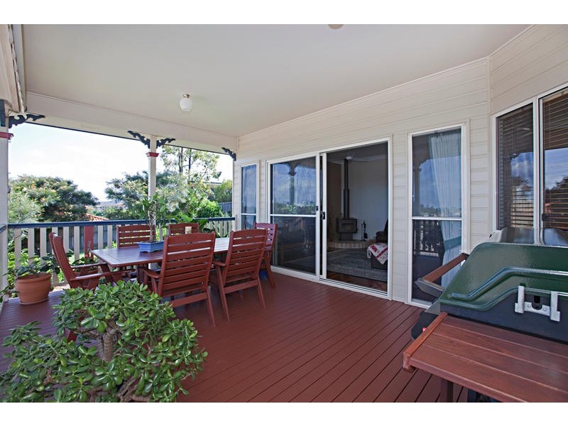 7 Sonora Court, Eatons Hill QLD 4037