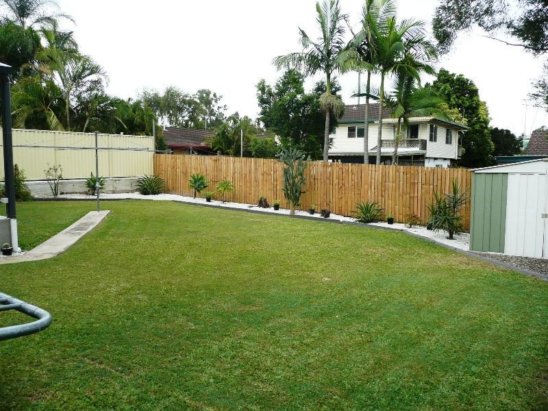 21 Strathford Avenue, Albany Creek QLD 4035