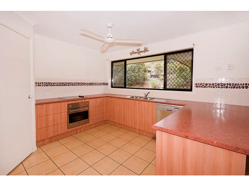 4 Coolamon Court, Eatons Hill QLD 4037