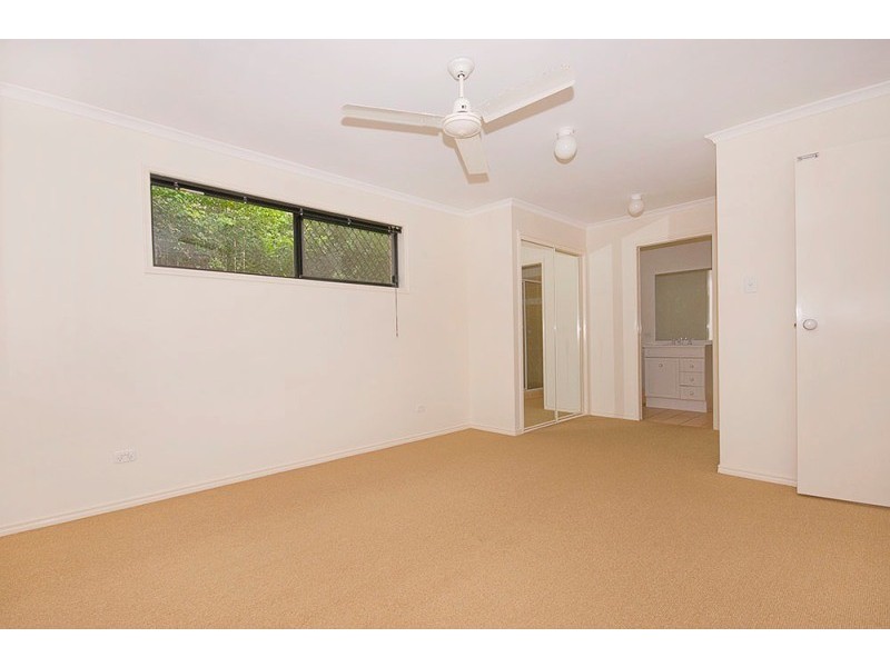 4 Coolamon Court, Eatons Hill QLD 4037