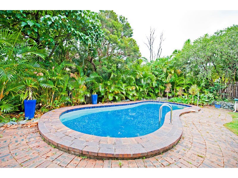 6 Strathford Avenue, Albany Creek QLD 4035