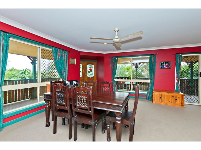 21 Sunblest Court, Eatons Hill QLD 4037