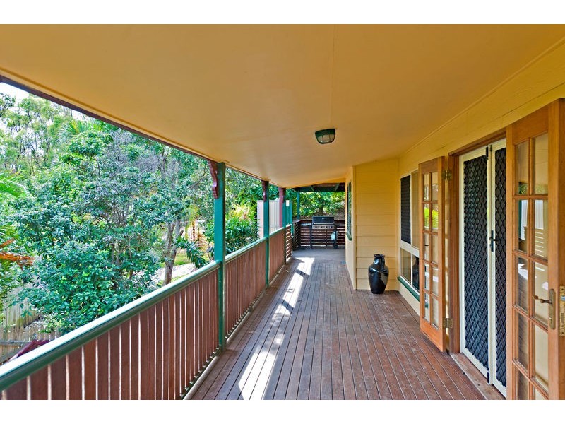 21 Sunblest Court, Eatons Hill QLD 4037