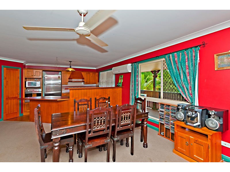 21 Sunblest Court, Eatons Hill QLD 4037