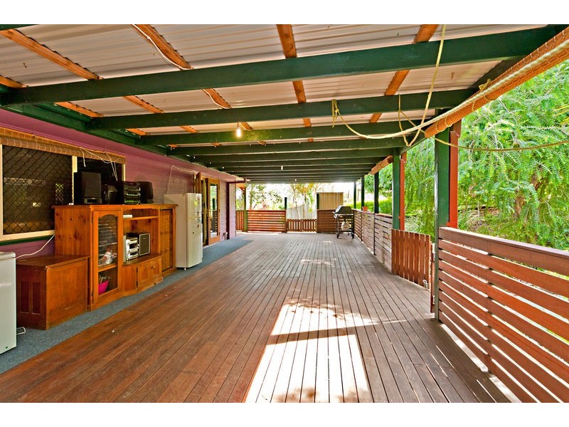 21 Sunblest Court, Eatons Hill QLD 4037