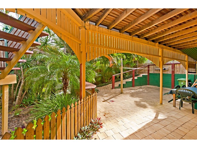 21 Sunblest Court, Eatons Hill QLD 4037