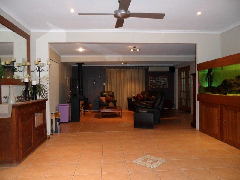 12 Pegasus Avenue, Eatons Hill QLD 4037