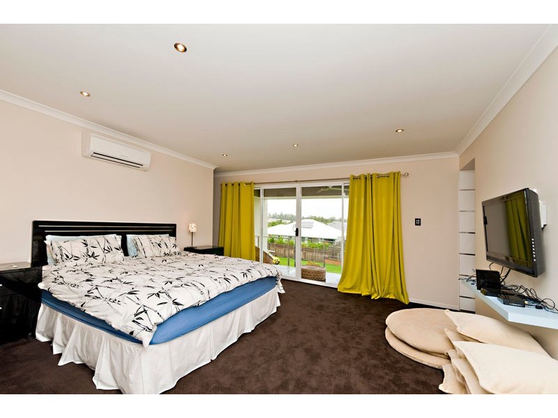27 Michigan Circuit, Warner QLD 4500
