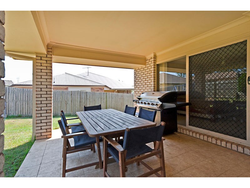 12 Tenzing Court, Warner QLD 4500