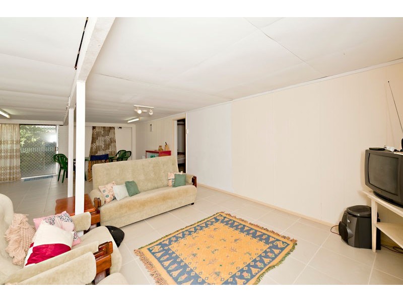 14 Leitchs Road, Albany Creek QLD 4035