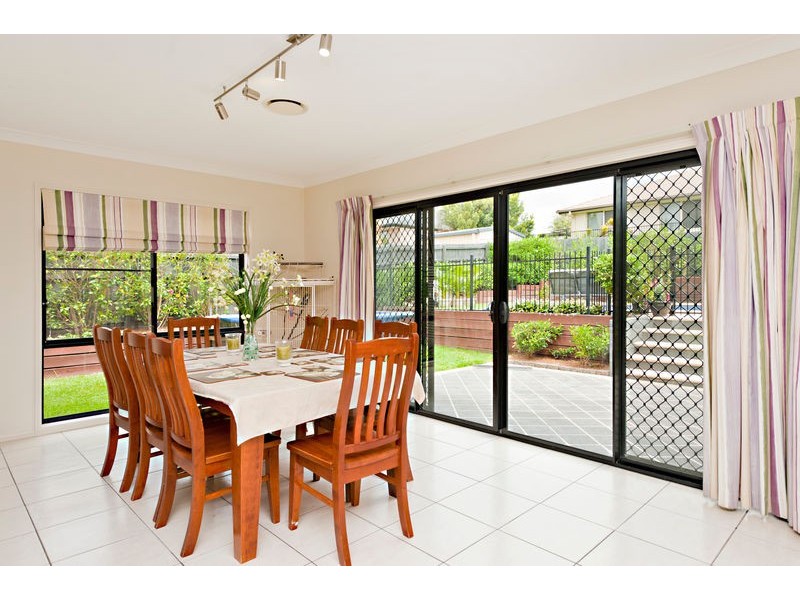 18 Avondale Road, Warner QLD 4500