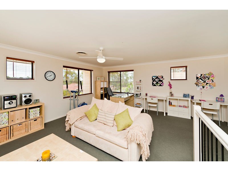 18 Avondale Road, Warner QLD 4500