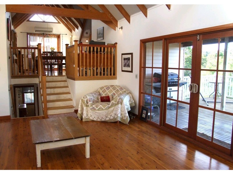 20 Forest Road, Cashmere QLD 4500