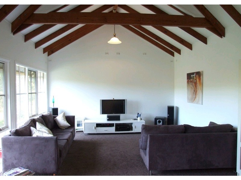 20 Forest Road, Cashmere QLD 4500