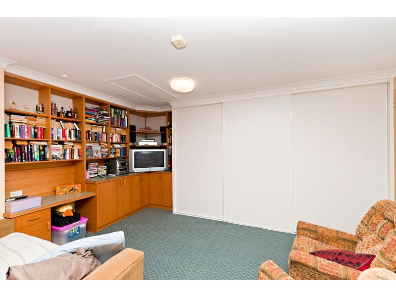 36 Pegasus Avenue, Eatons Hill QLD 4037