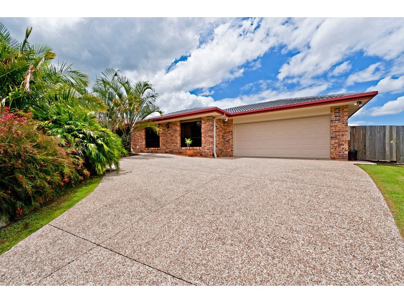 8 Monica Court, Eatons Hill QLD 4037