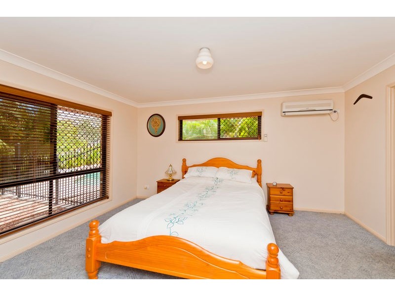 8 Monica Court, Eatons Hill QLD 4037