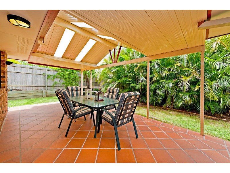 8 Monica Court, Eatons Hill QLD 4037