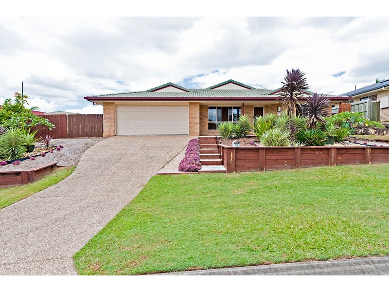 16 Gumview Street, Albany Creek QLD 4035