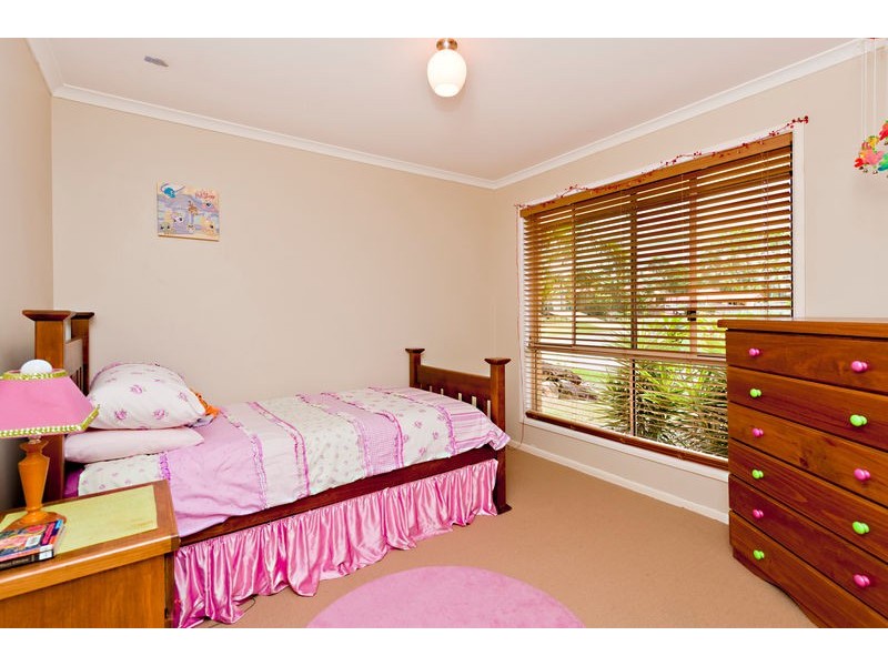 16 Gumview Street, Albany Creek QLD 4035