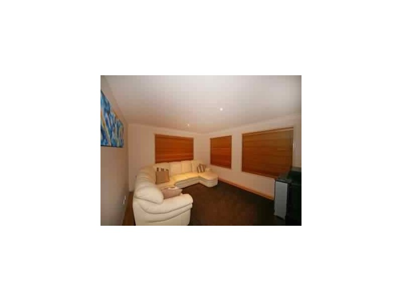 6 Altissimo Court, Eatons Hill QLD 4037