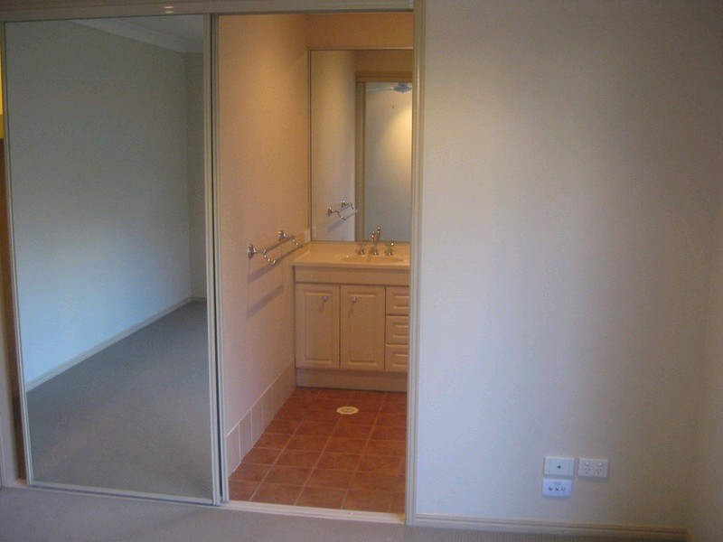 6 Altissimo Court, Eatons Hill QLD 4037