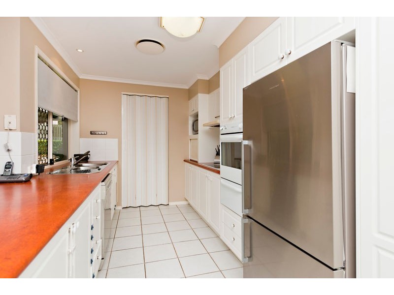 14 Gumview Street, Albany Creek QLD 4035