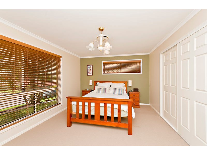 14 Gumview Street, Albany Creek QLD 4035