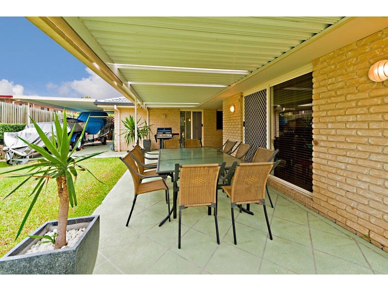 14 Gumview Street, Albany Creek QLD 4035