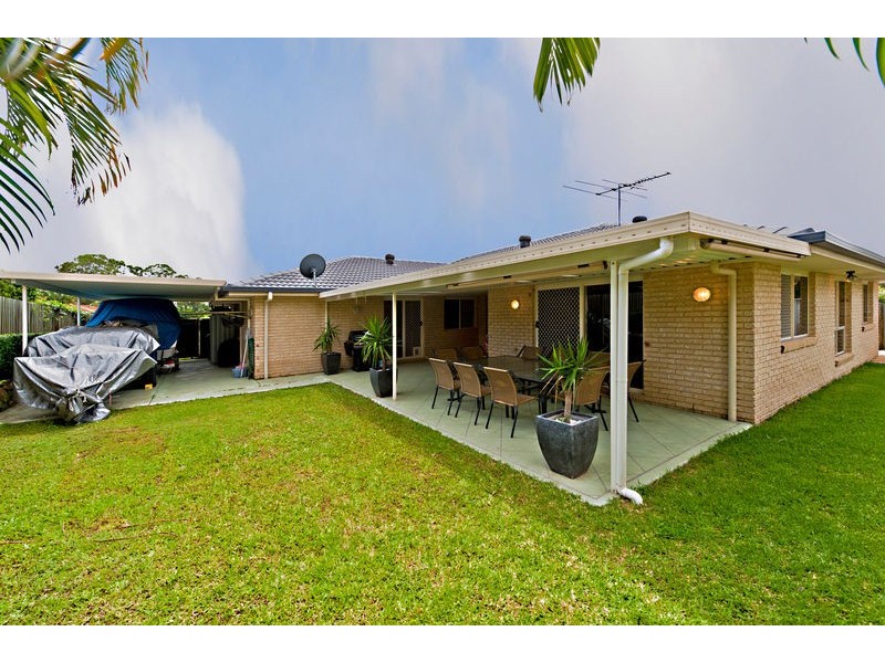 14 Gumview Street, Albany Creek QLD 4035