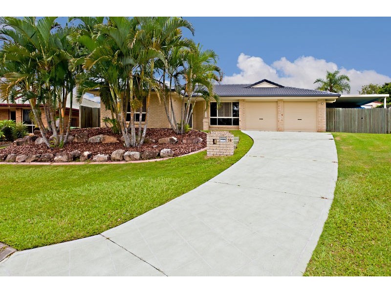 14 Gumview Street, Albany Creek QLD 4035