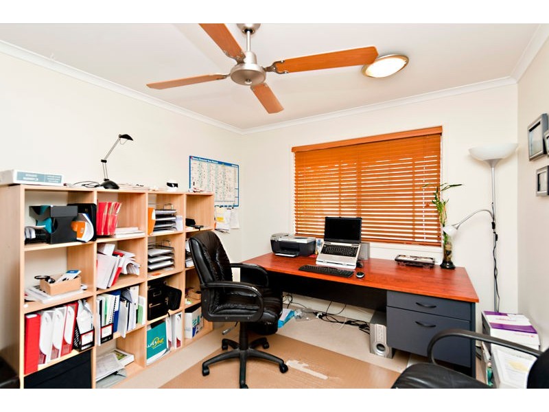 45 Folkstone Avenue, Albany Creek QLD 4035