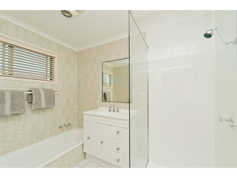 45 Folkstone Avenue, Albany Creek QLD 4035