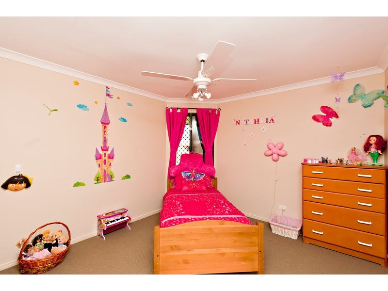 2 Morinda Court, Warner QLD 4500