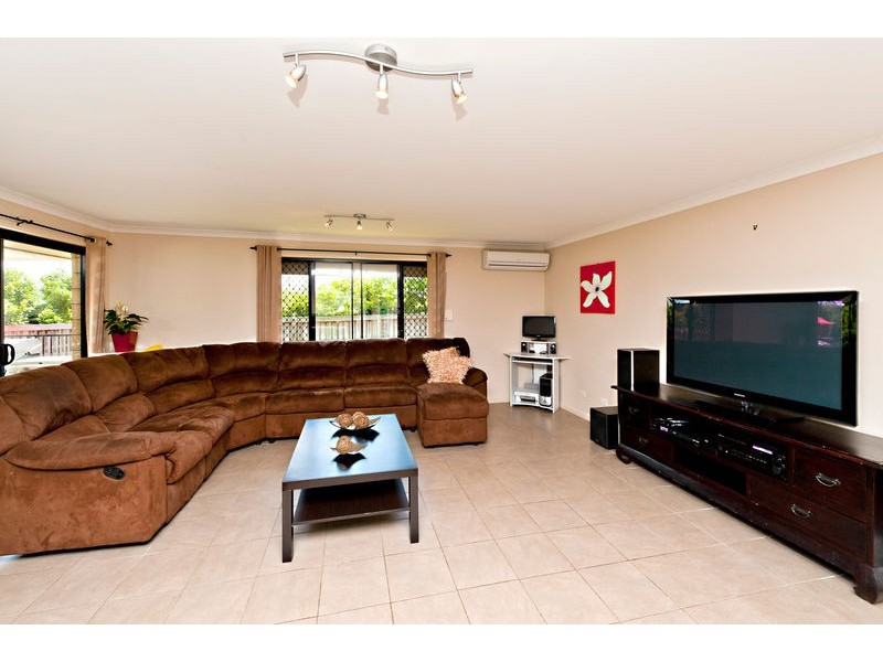 2 Morinda Court, Warner QLD 4500