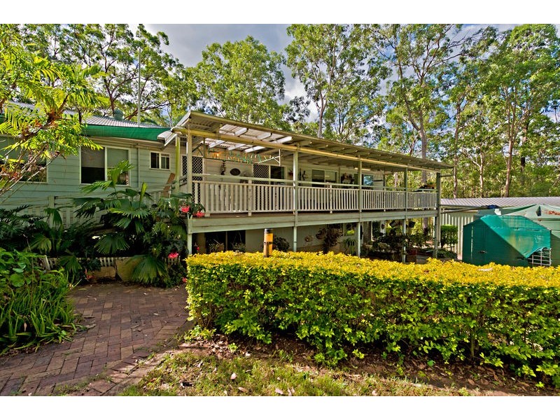 15 Harrier Place, Warner QLD 4500