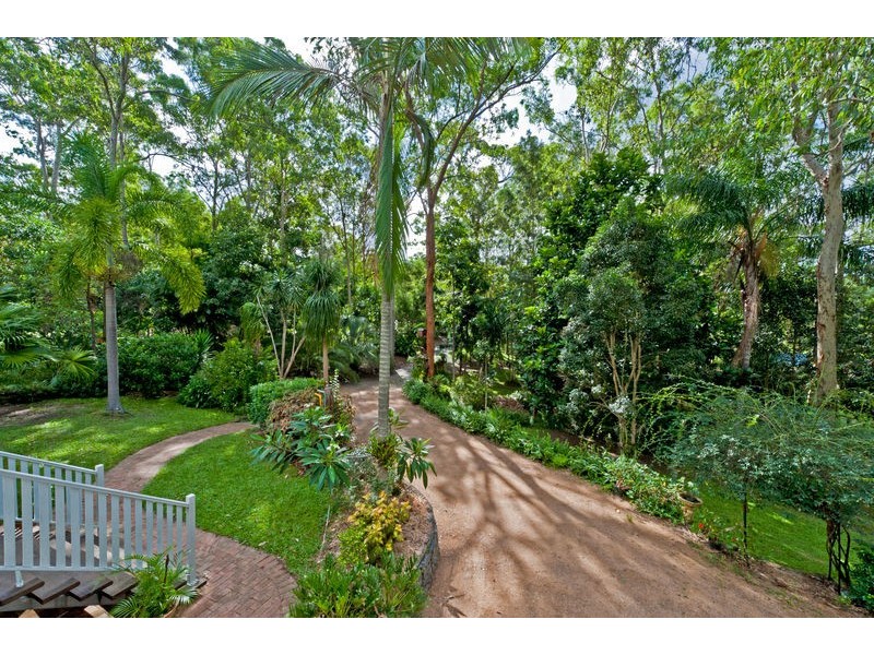 15 Harrier Place, Warner QLD 4500