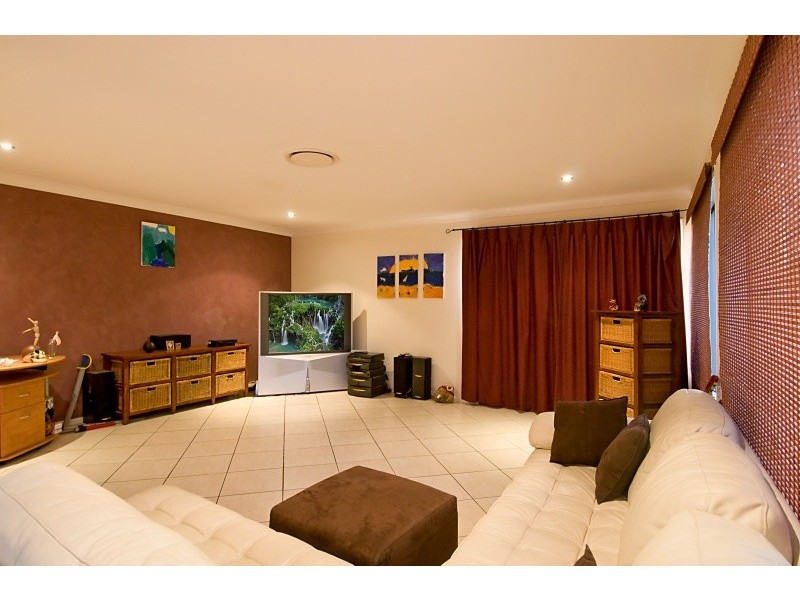 23 Montclare Court, Cashmere QLD 4500