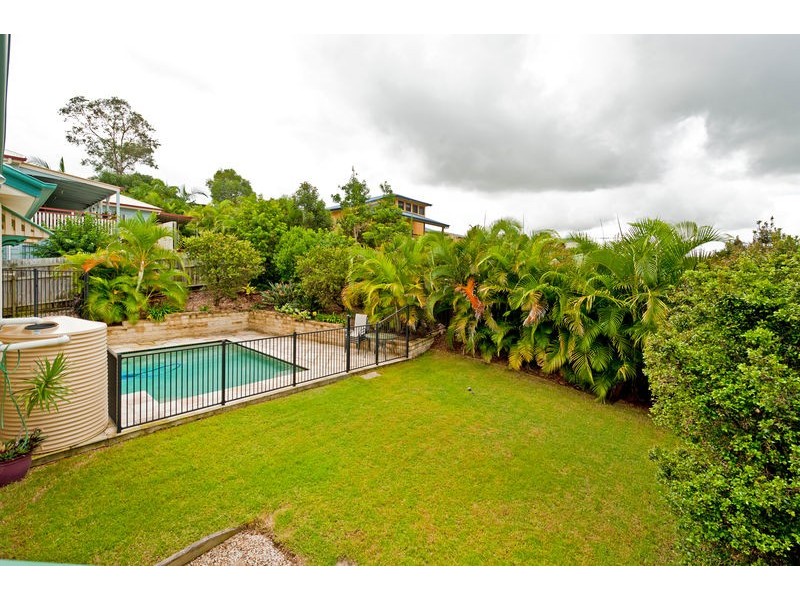 4 Rothschild Street, Eatons Hill QLD 4037