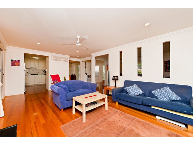 4 Rothschild Street, Eatons Hill QLD 4037