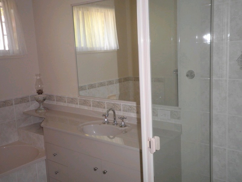 54 Saraband Drive, Eatons Hill QLD 4037